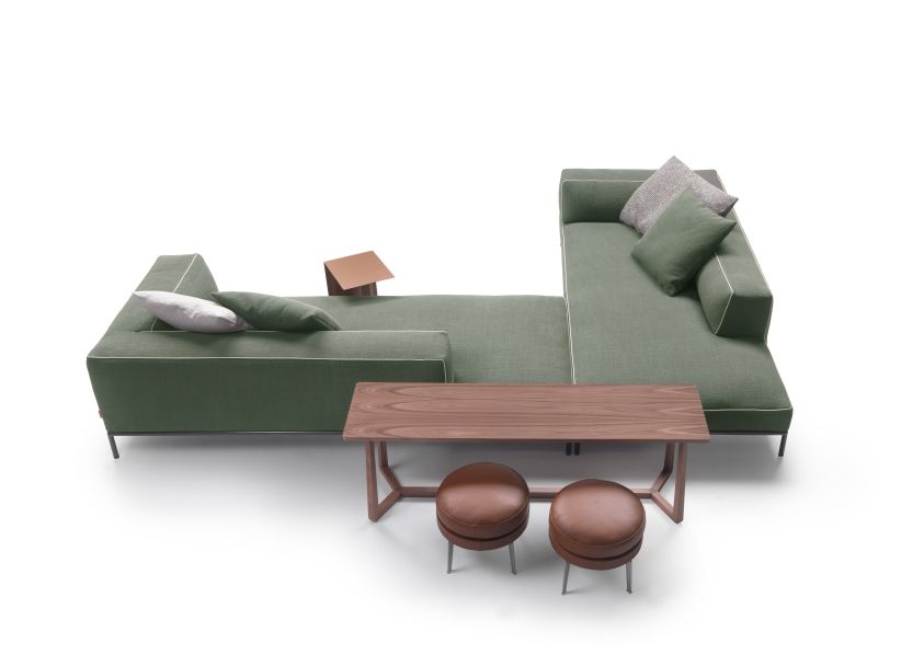 Perry up sofa