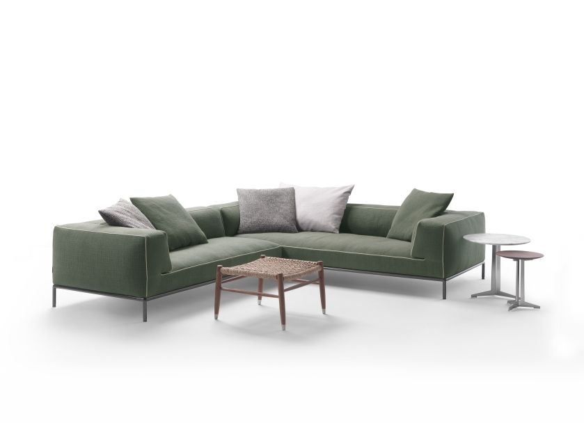 Perry up sofa