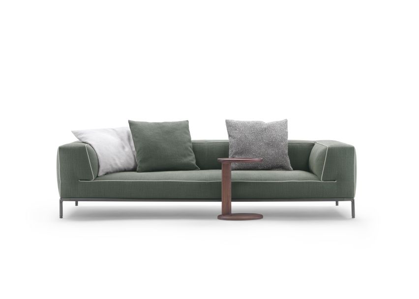 Perry up sofa