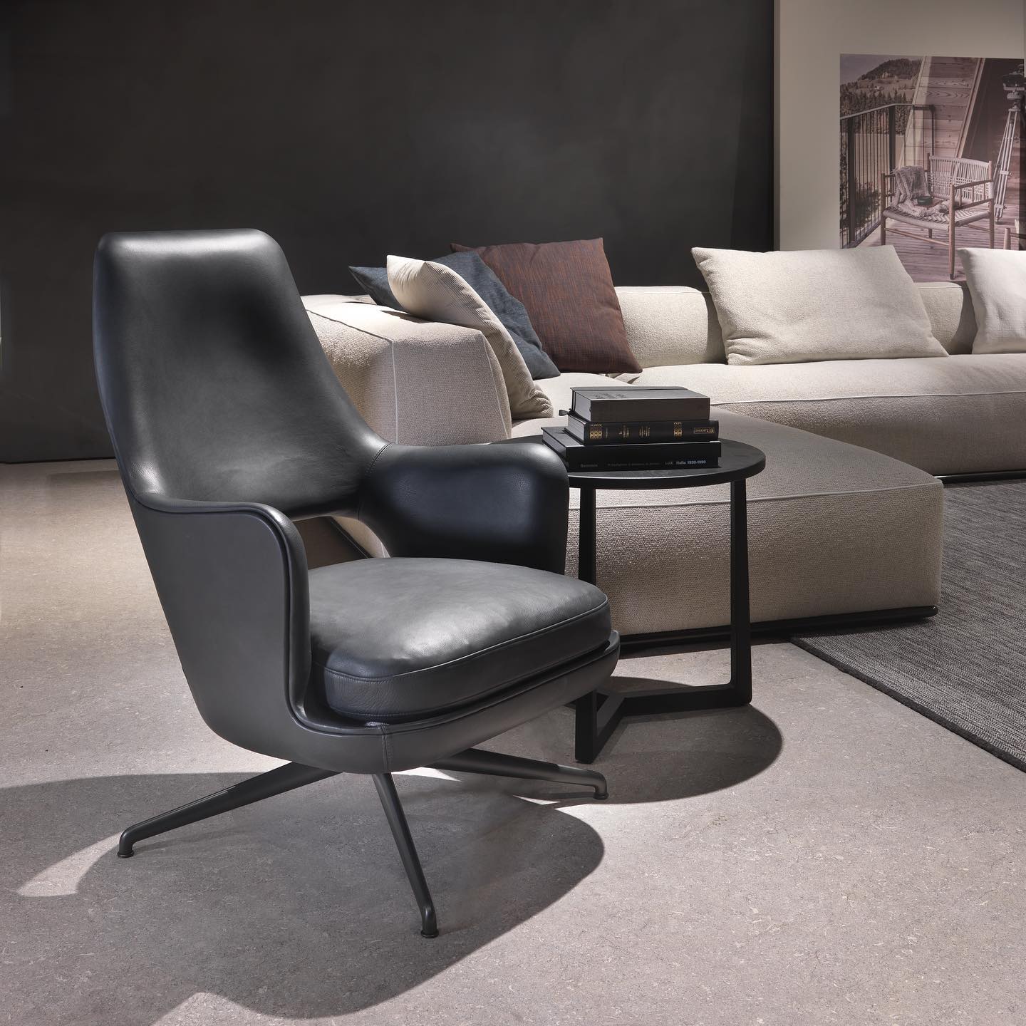 Eliseo armchair