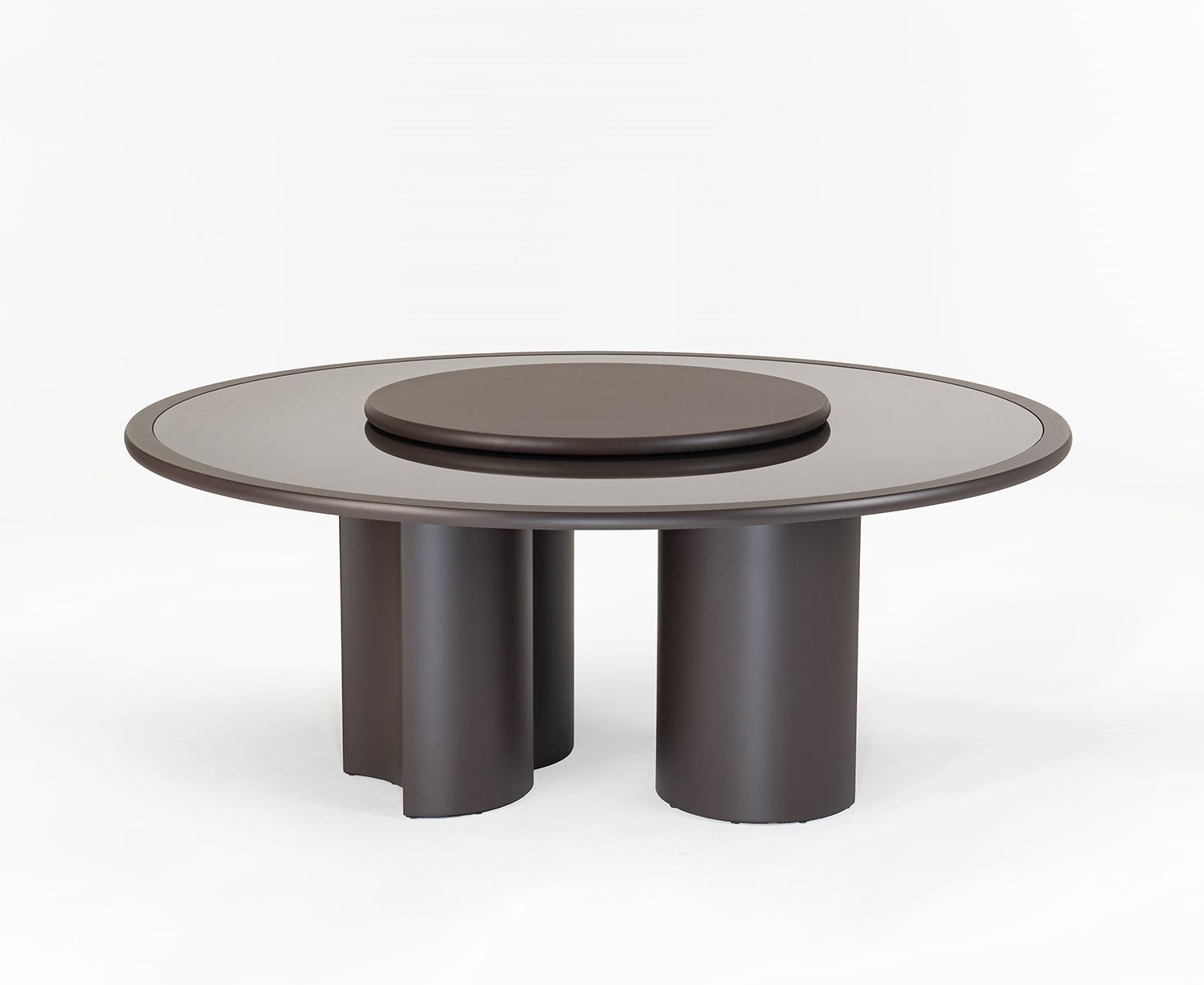 Bol 2326 dining table
