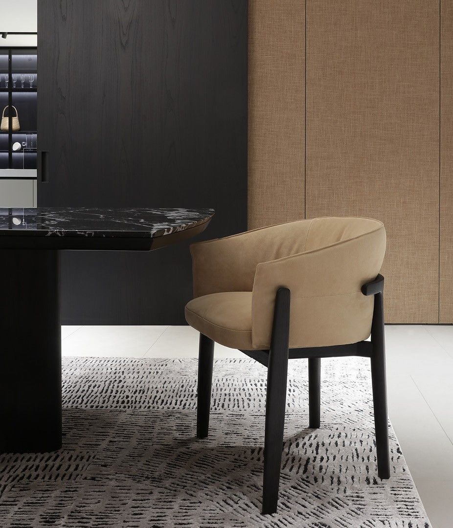 Leopold dining chair