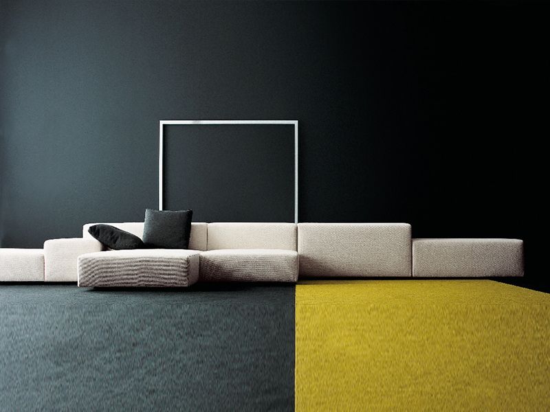 Extra wall outdoor sofa