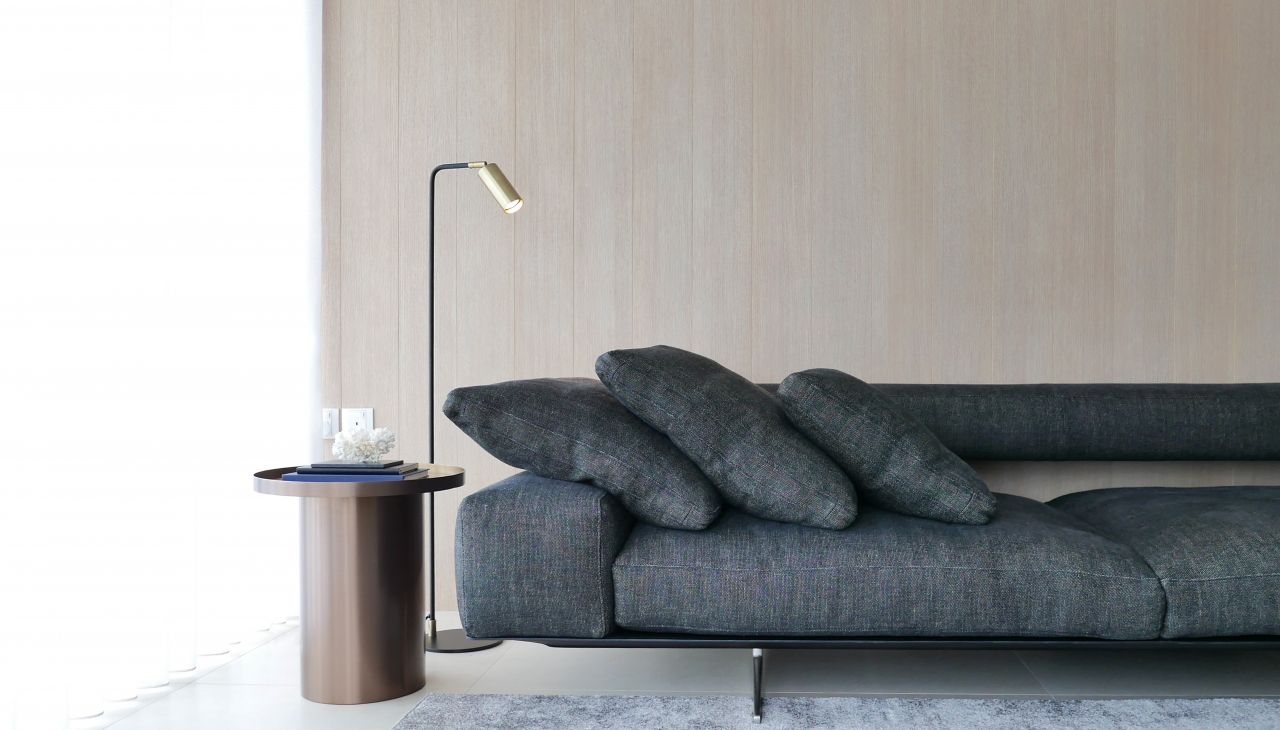 Wing sofa