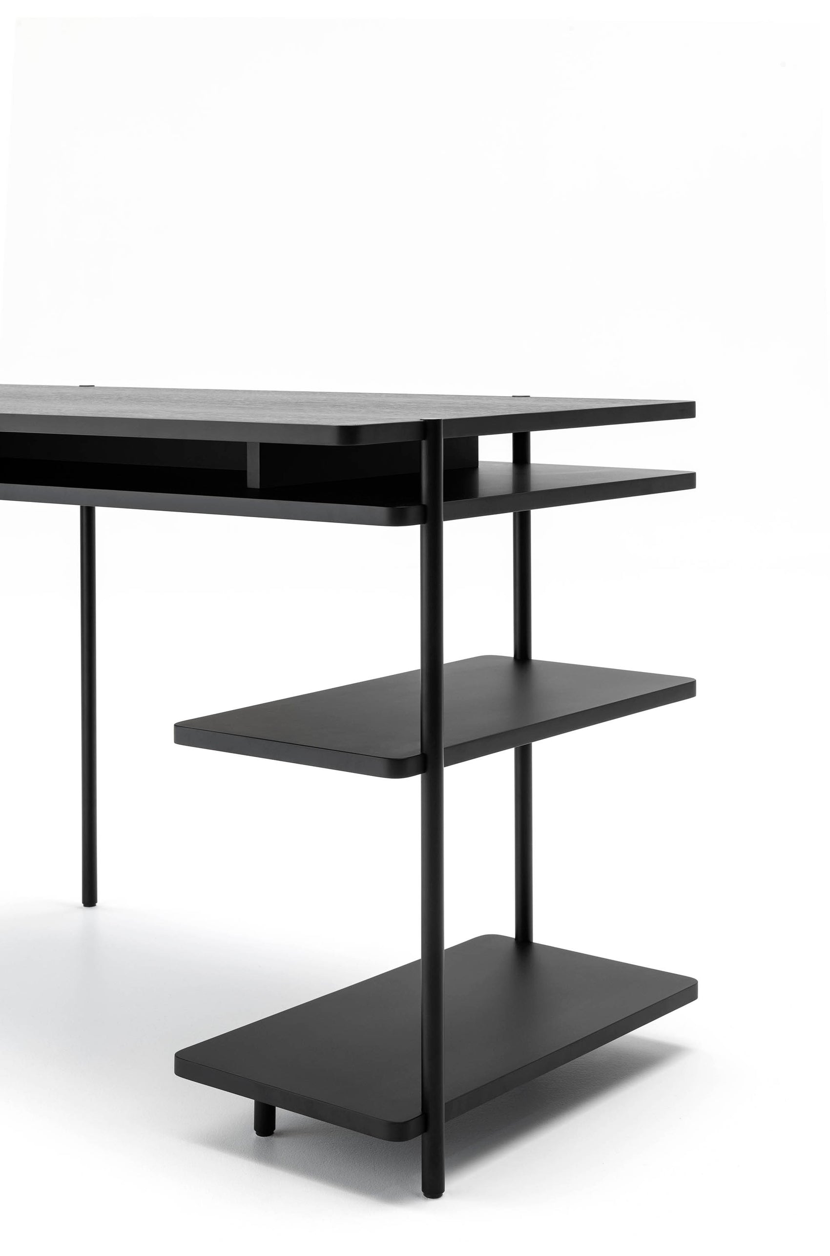 Aero writing desk