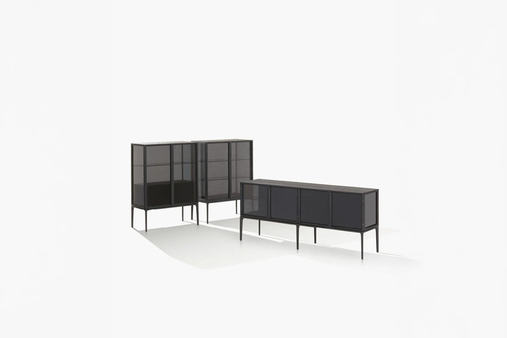 Aiko side board