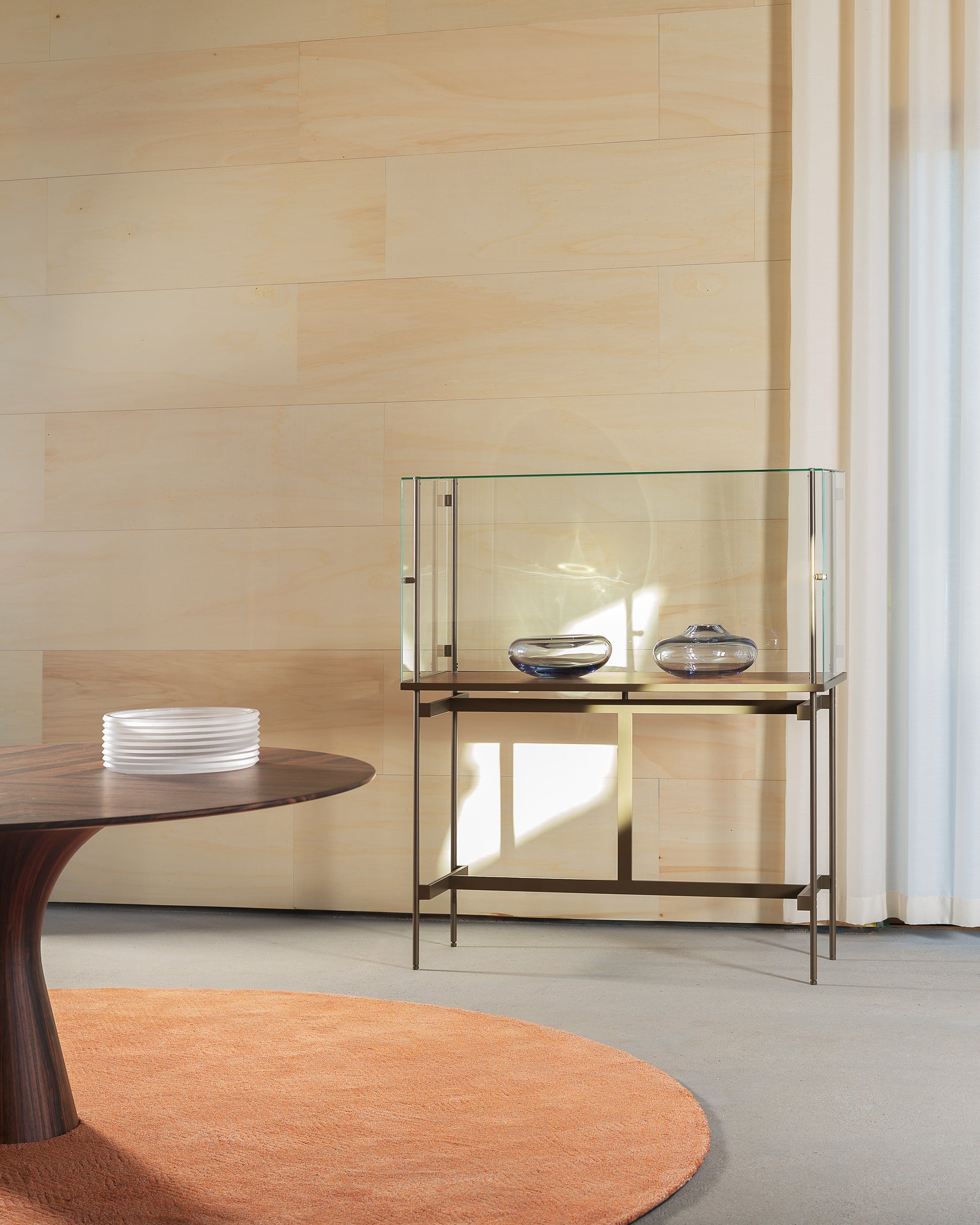 Visible display cabinet