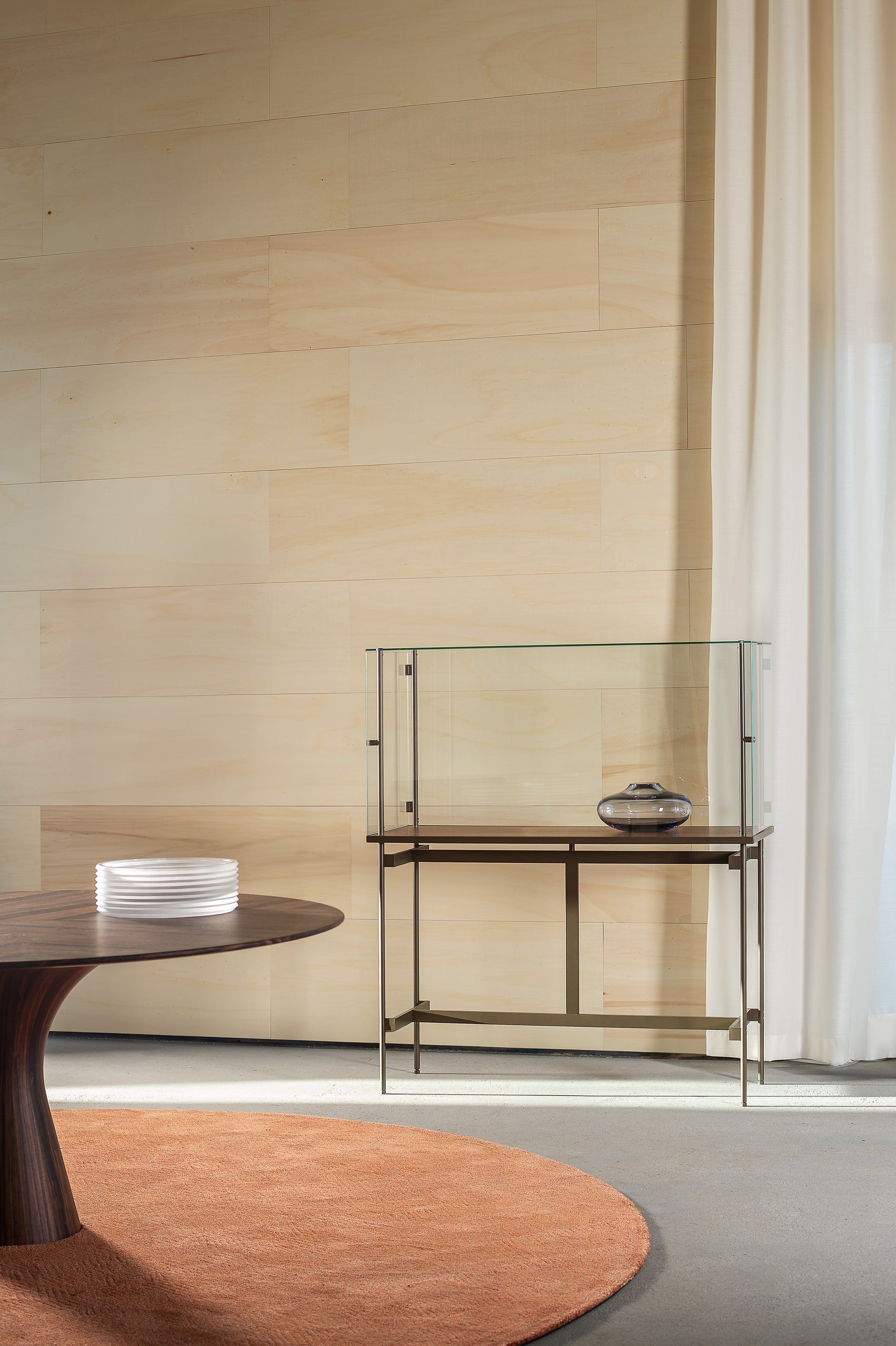 Visible display cabinet