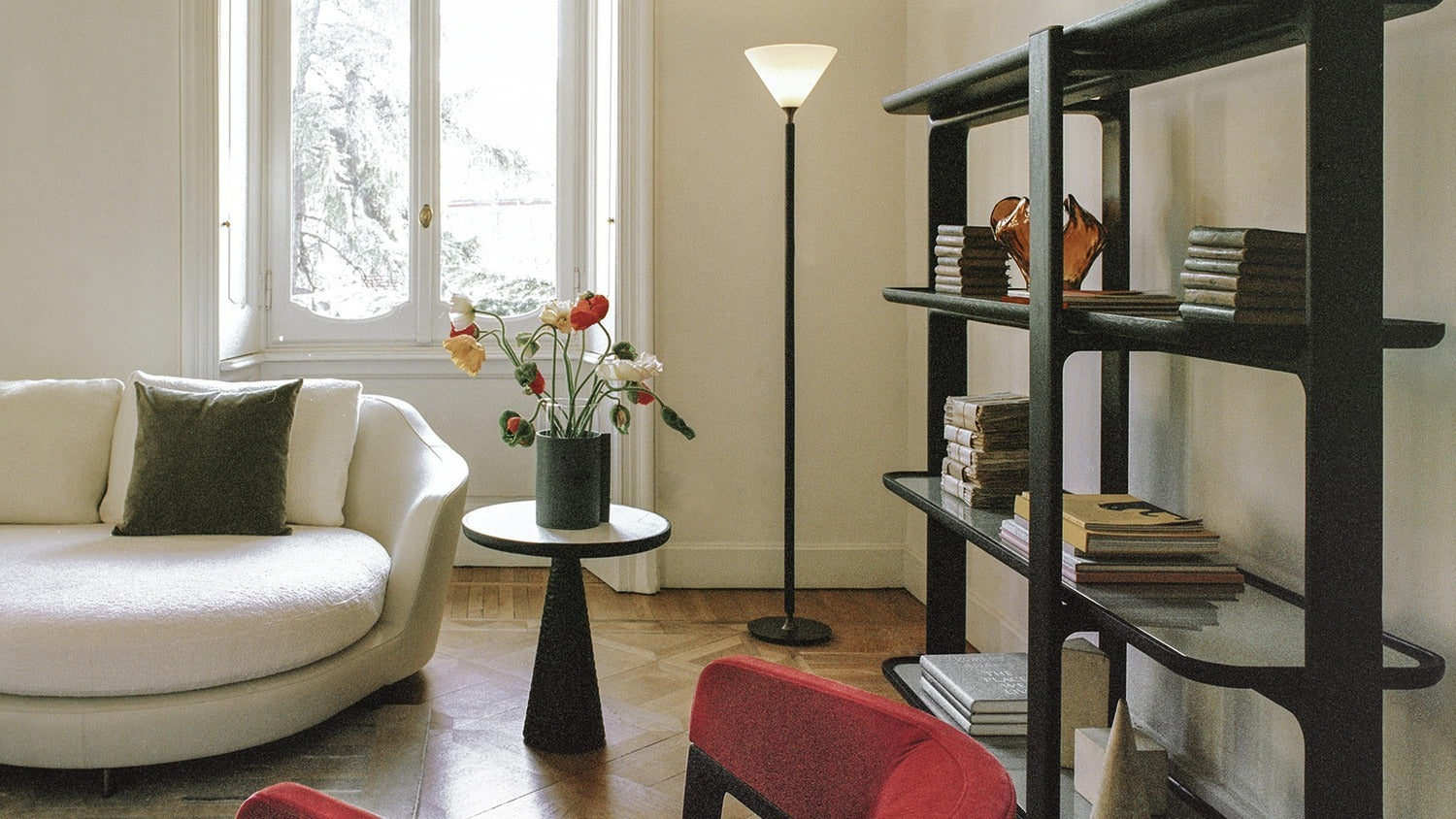 Duo pedestal side table