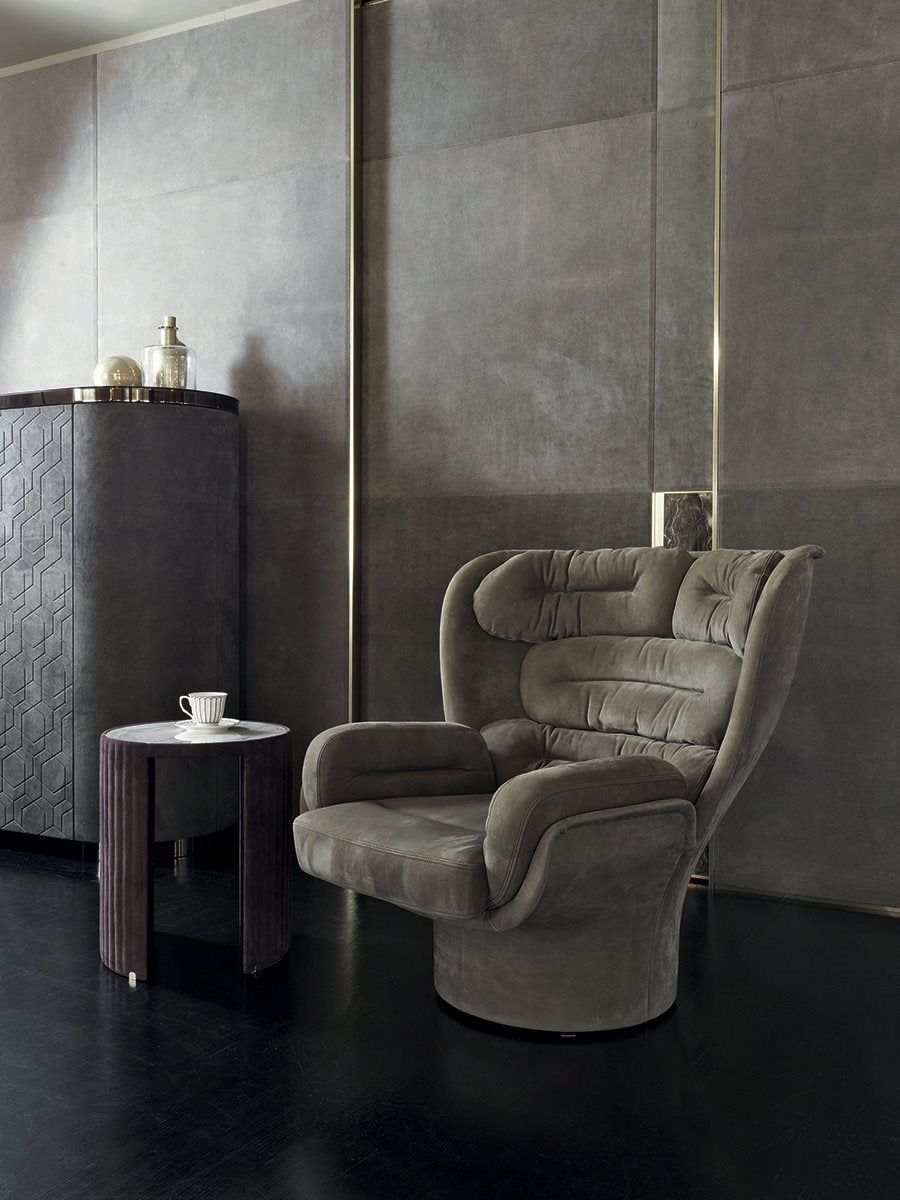 Elda armchair