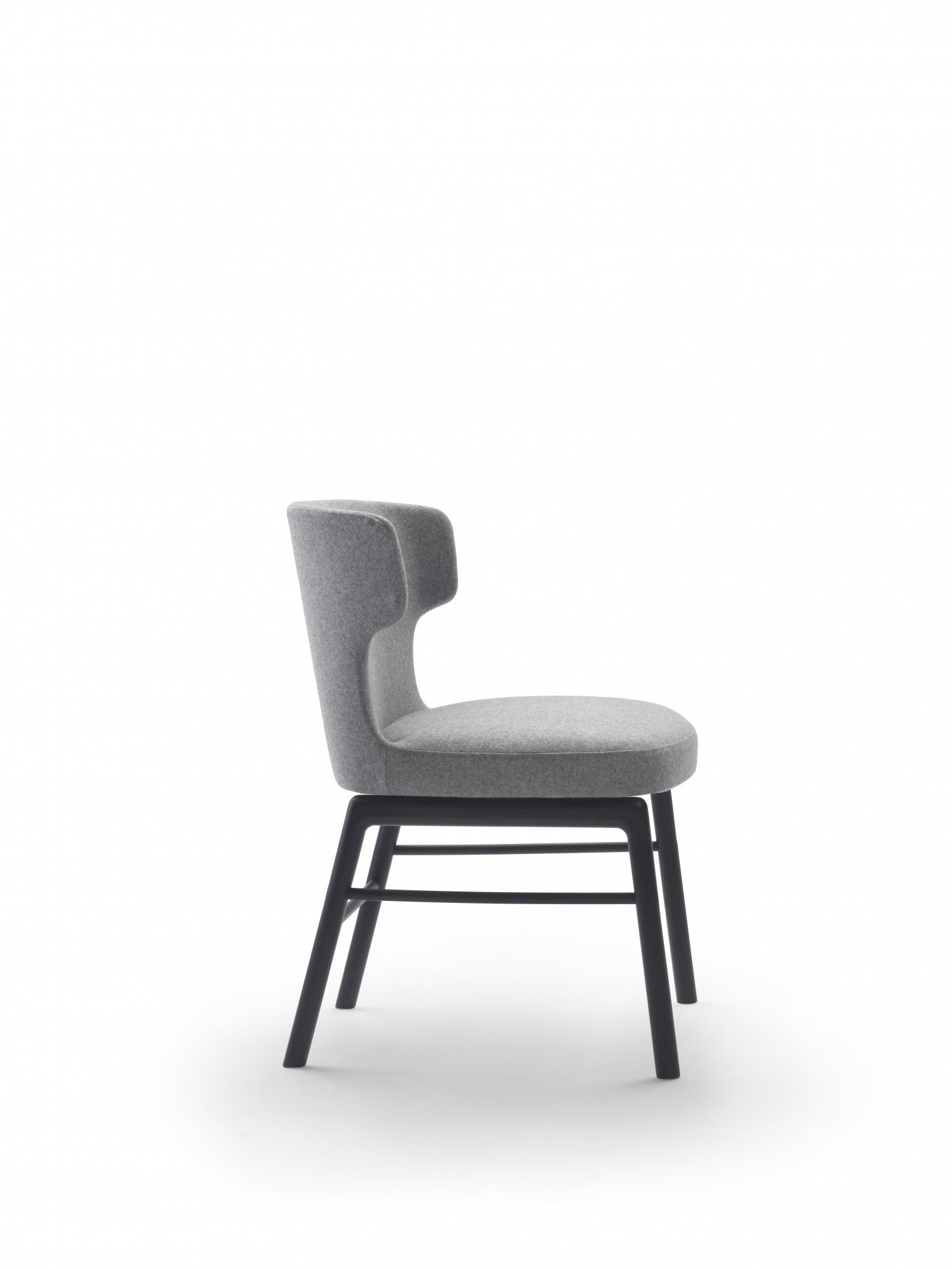 Vesta dining chair