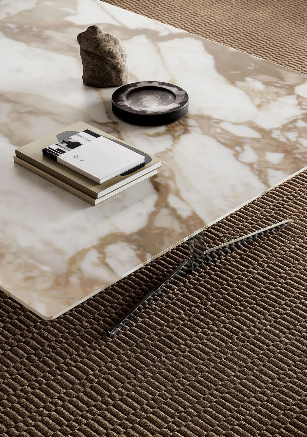 Fly side table