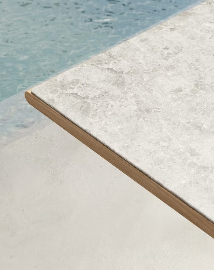 Giro outdoor dining table