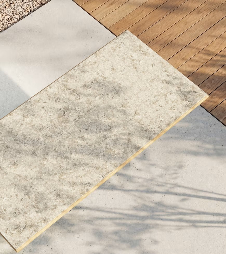 Giro outdoor dining table