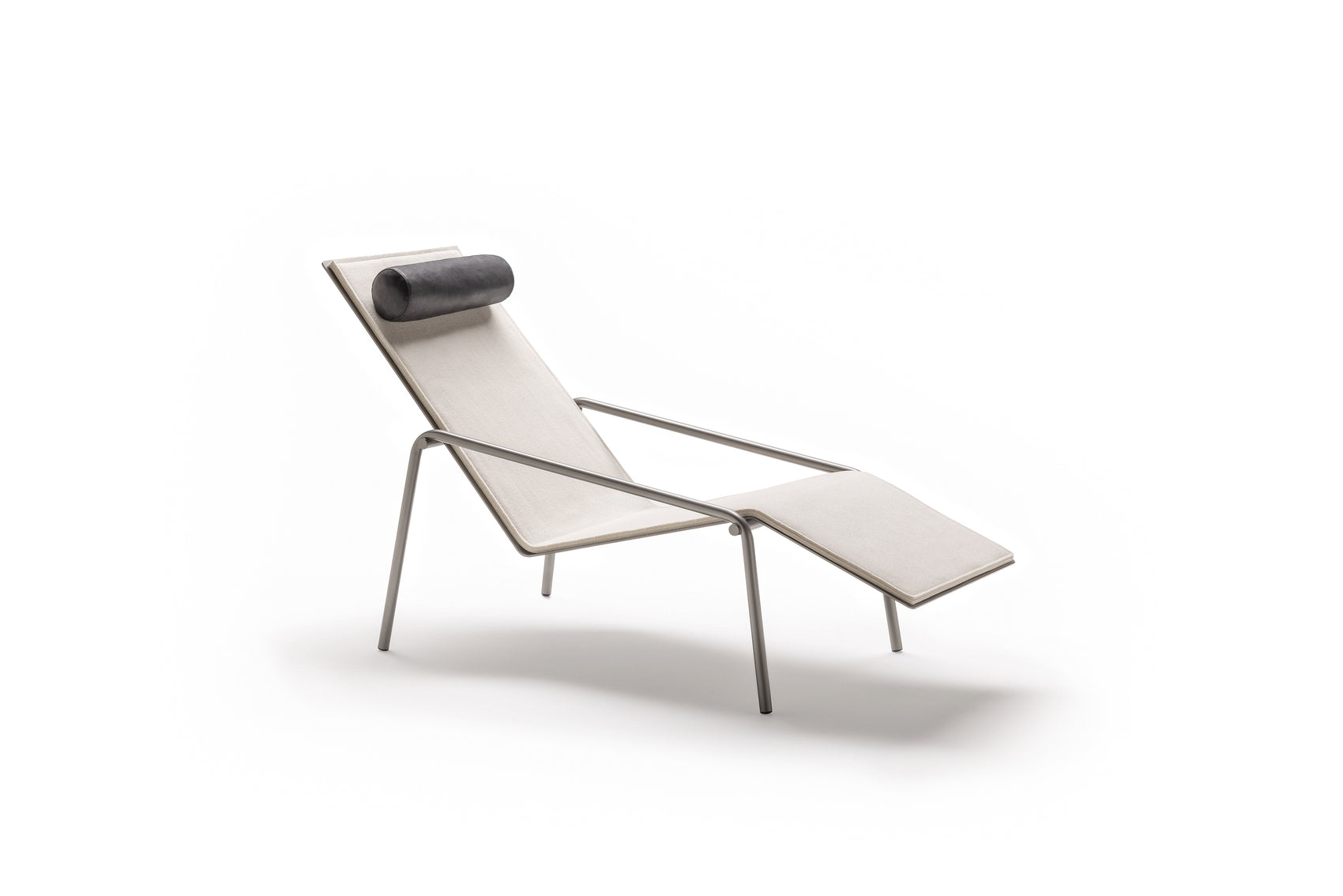 Fillet lounge chair