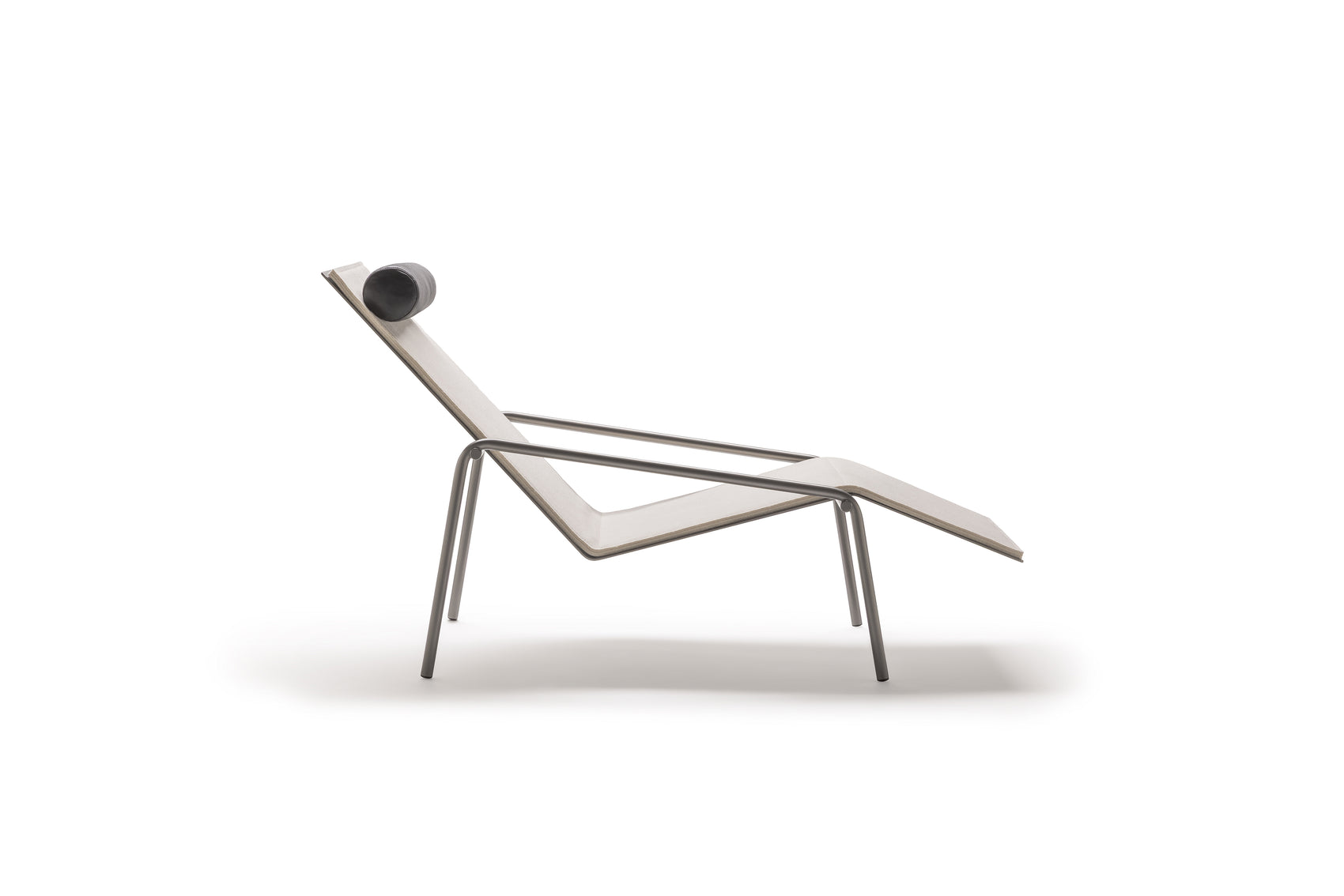Fillet lounge chair