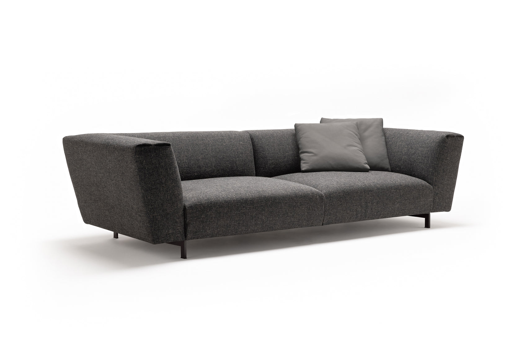 Neera sofa