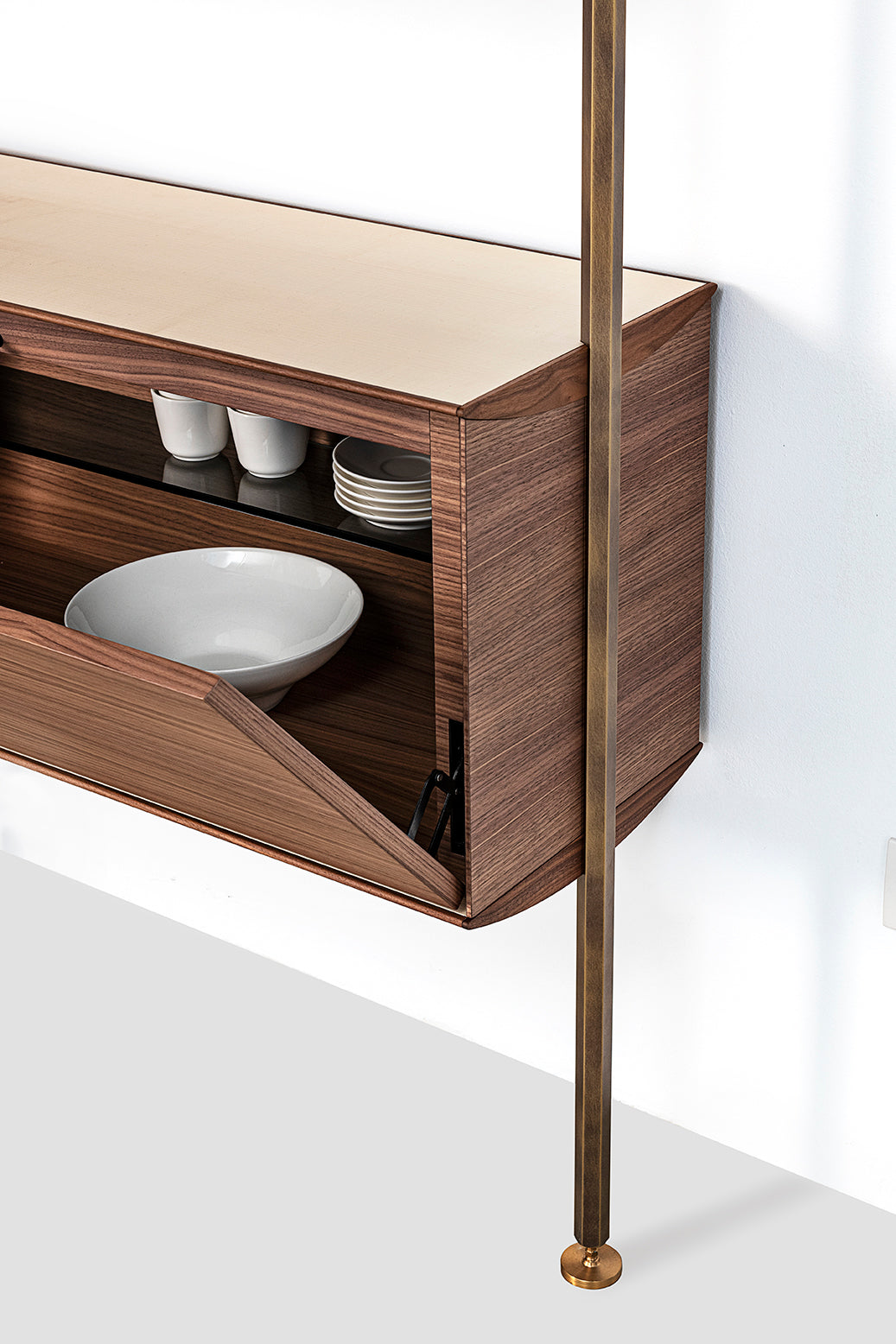 Sailor bookcase by Living Divani