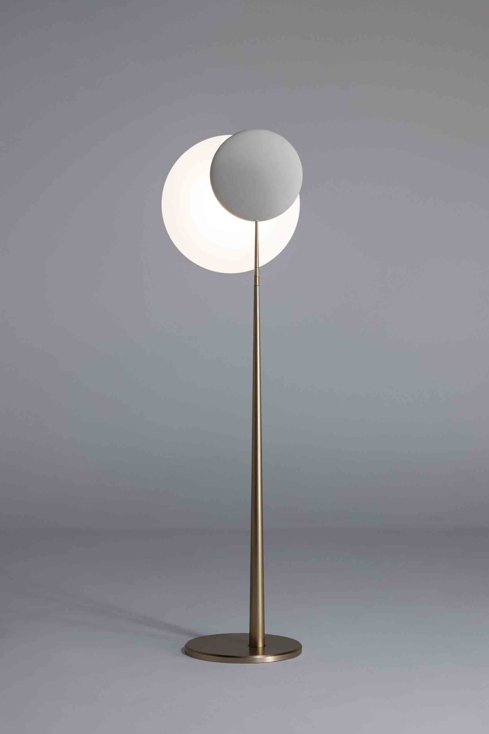 Moonbeam lamp
