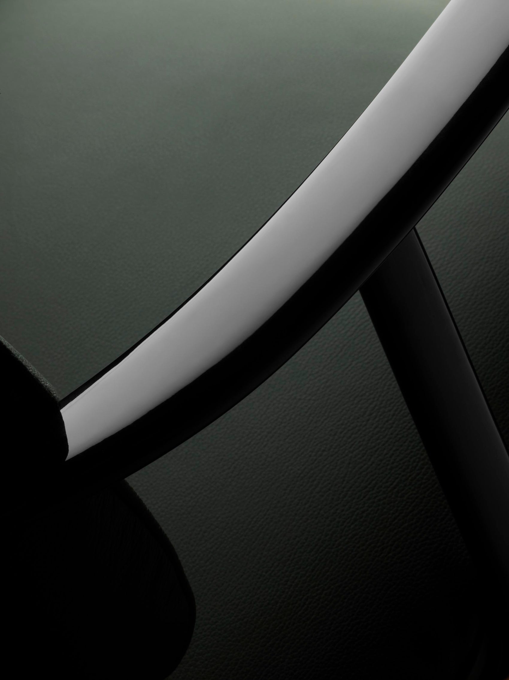 U-Type chair