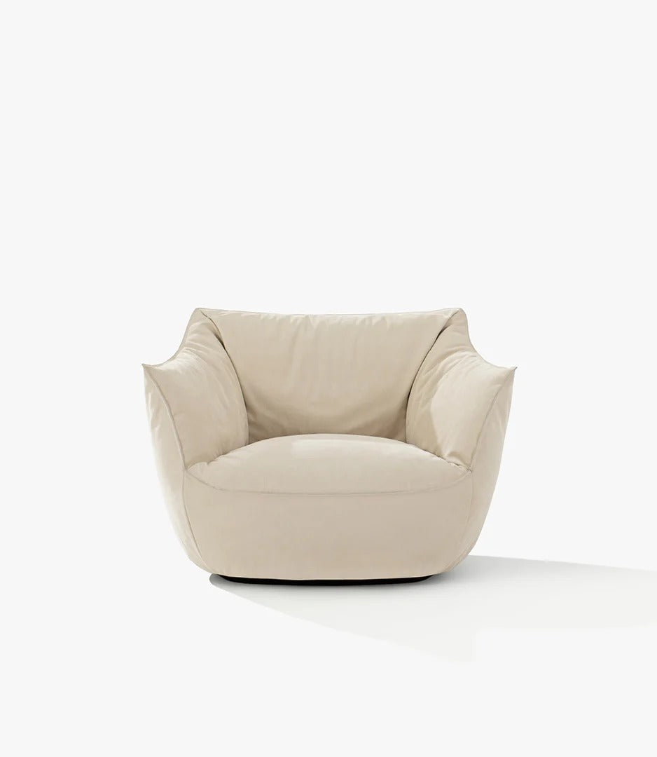 Alfred armchair