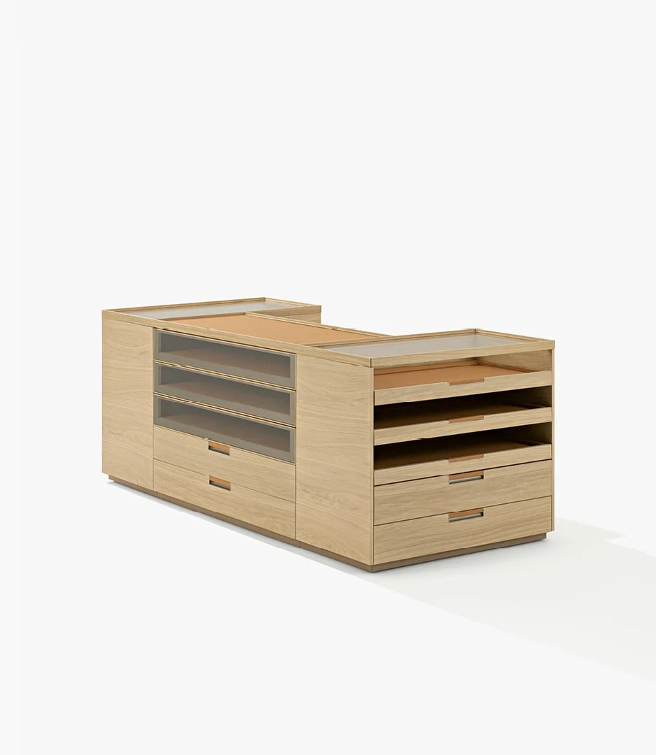 Suite chest of drawers