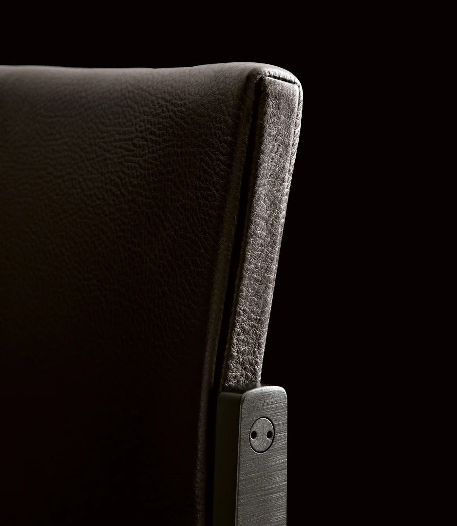 Auguste chair