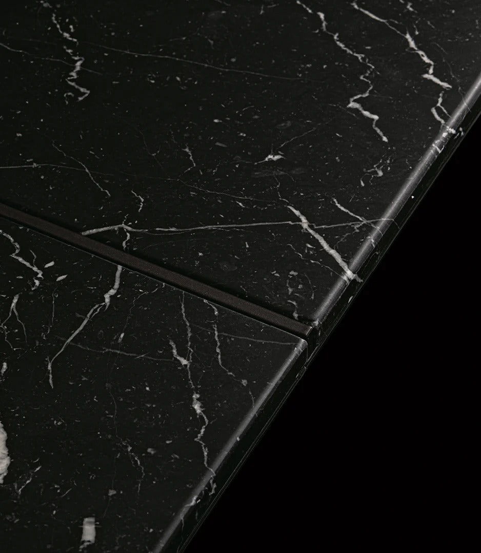 Neo Concorde table