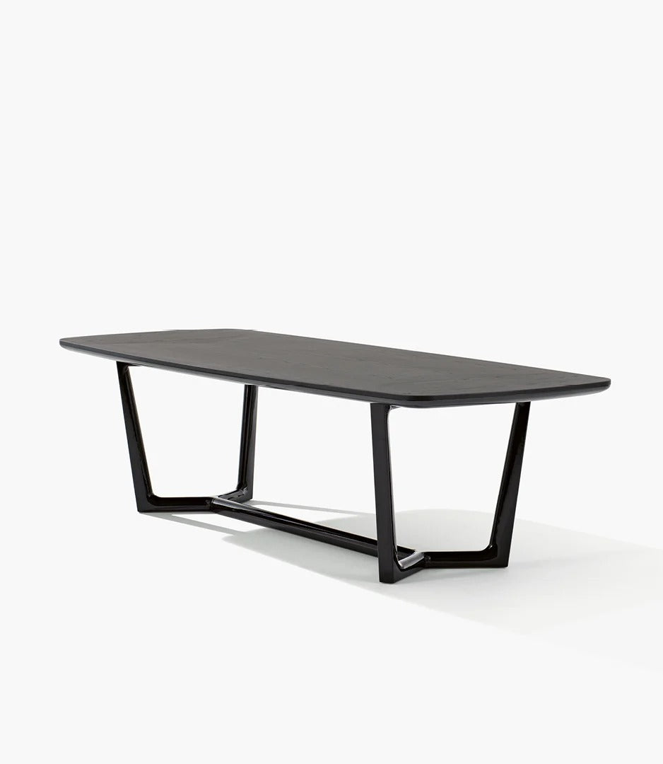 Neo Concorde table