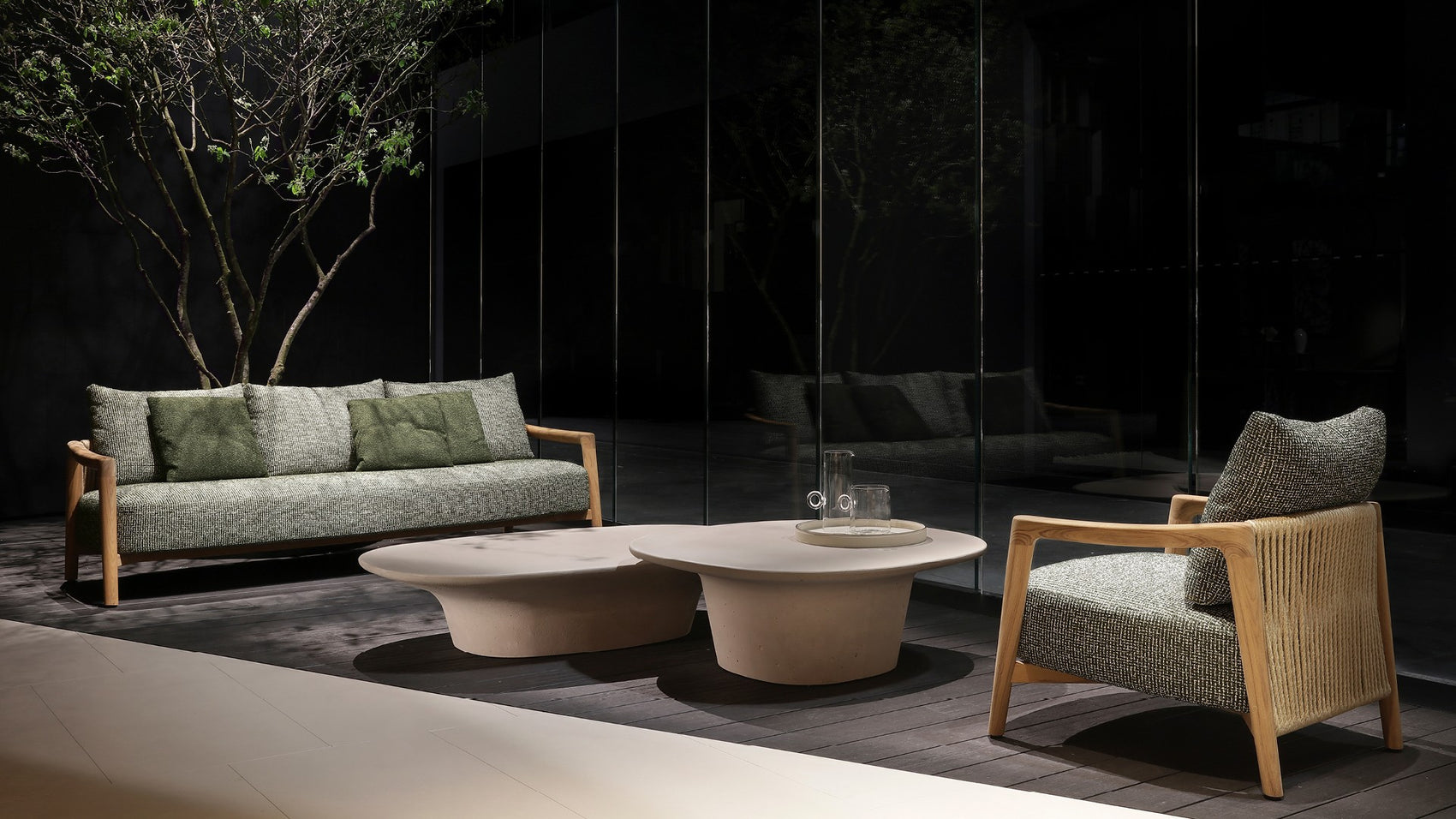 Reef outdoor coffee table