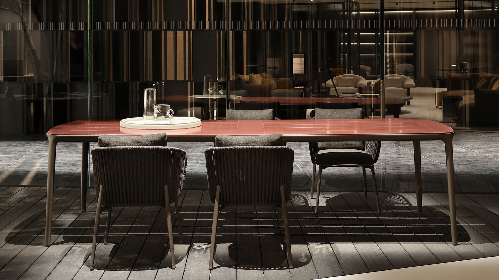 Henry outdoor dining table