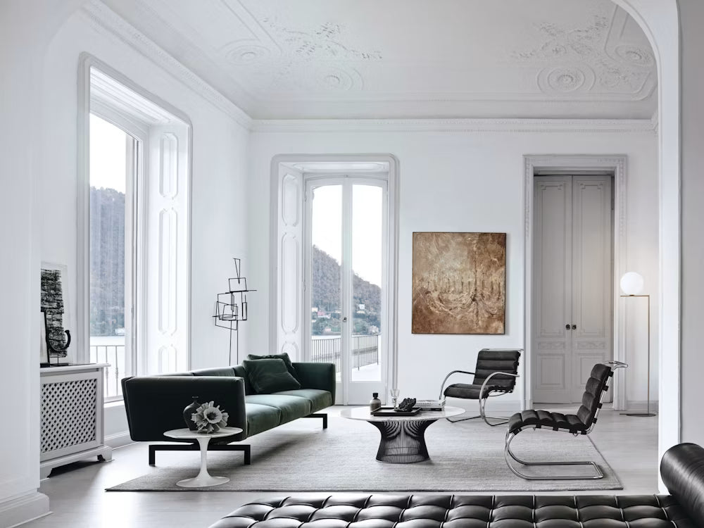 MR lounge chair