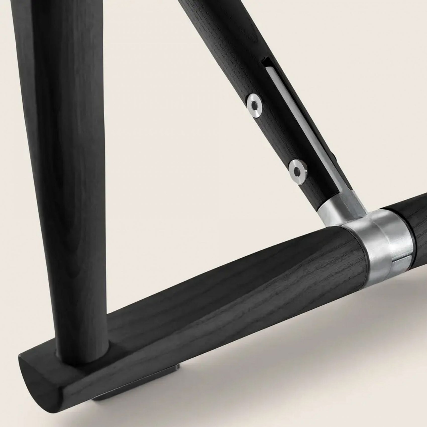 Luchino dining chair