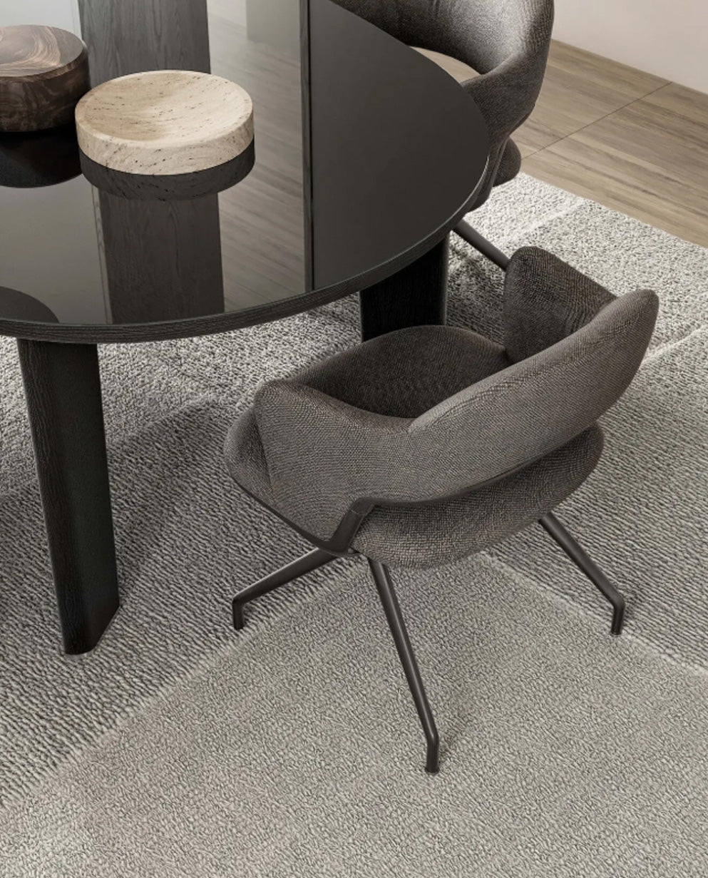 Alma dining chair