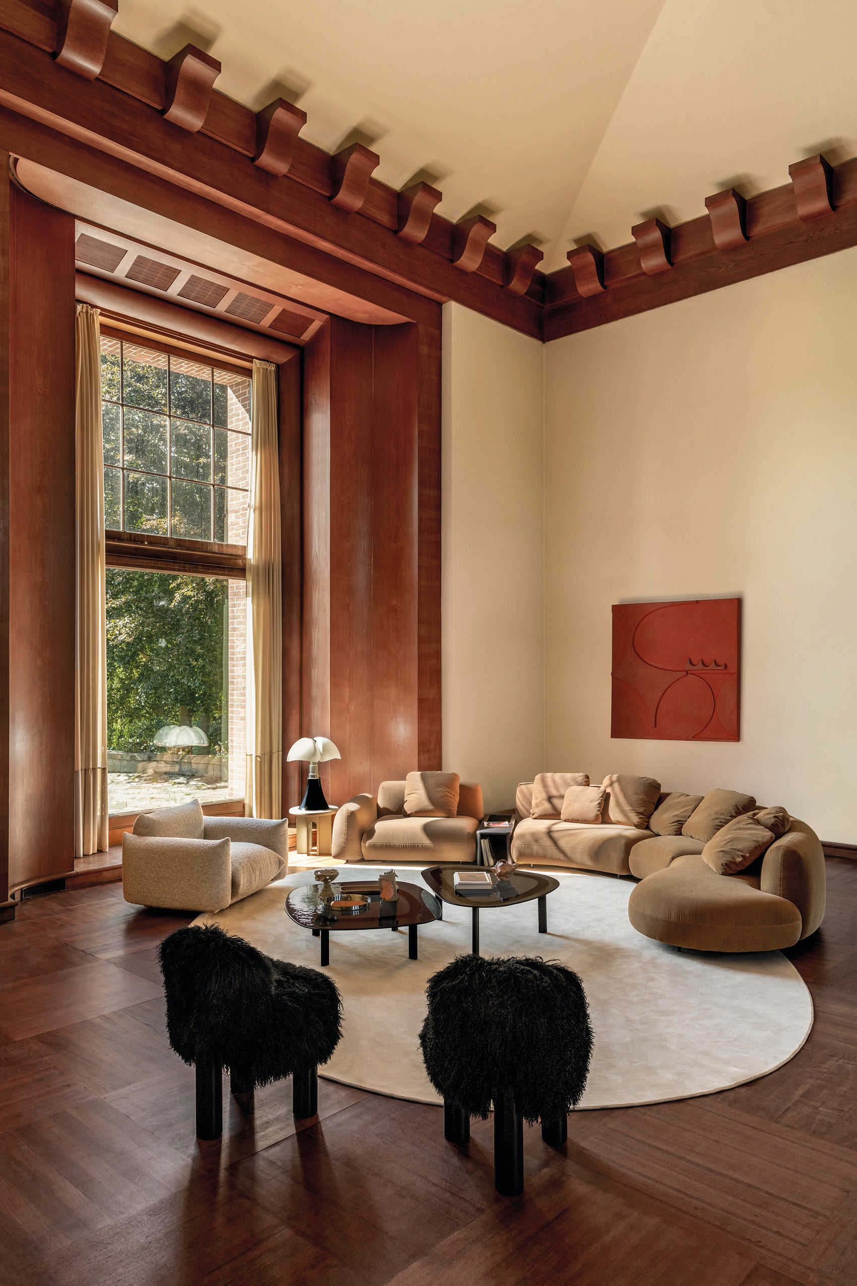 Marea small table