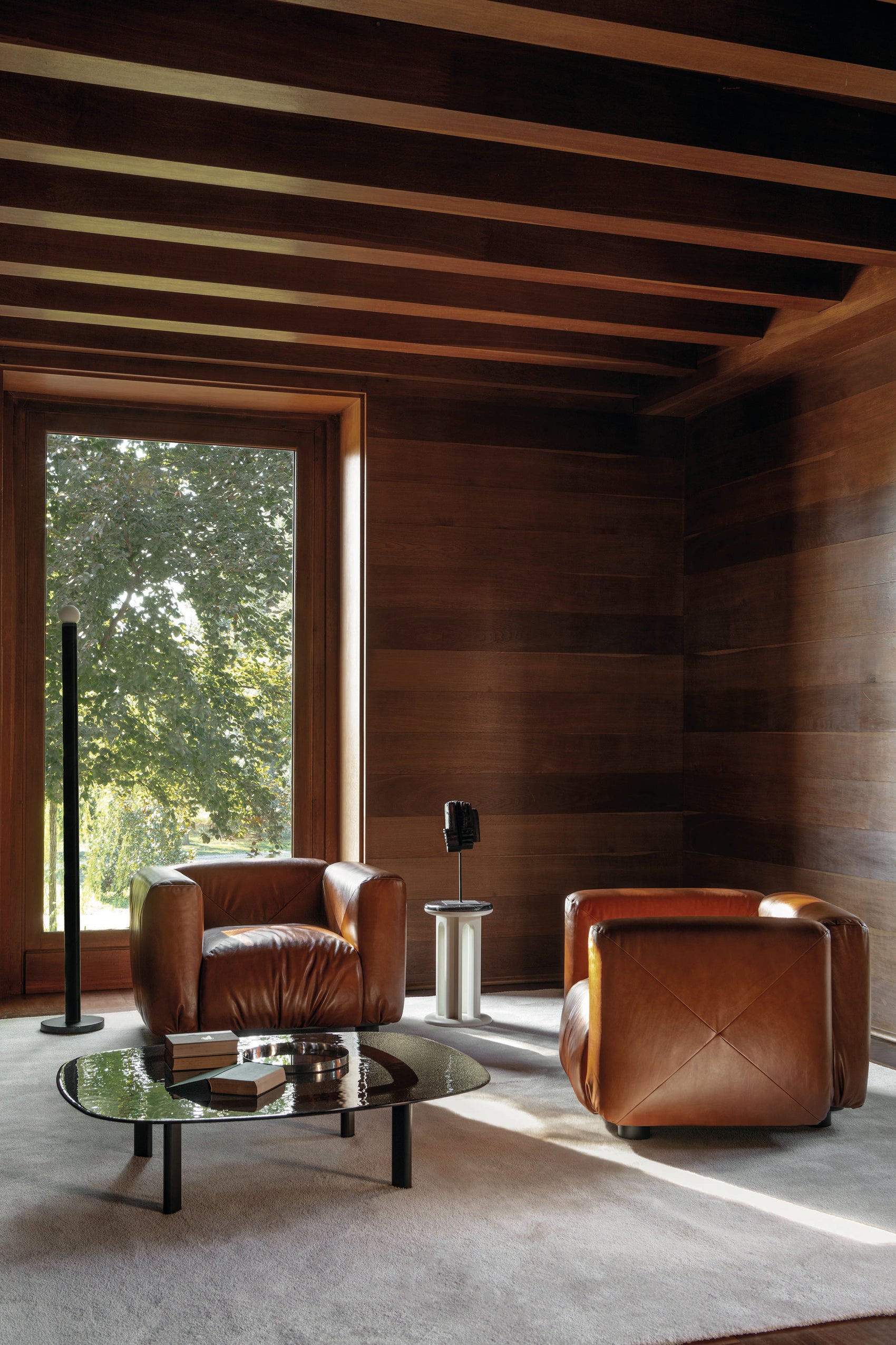 Marea small table