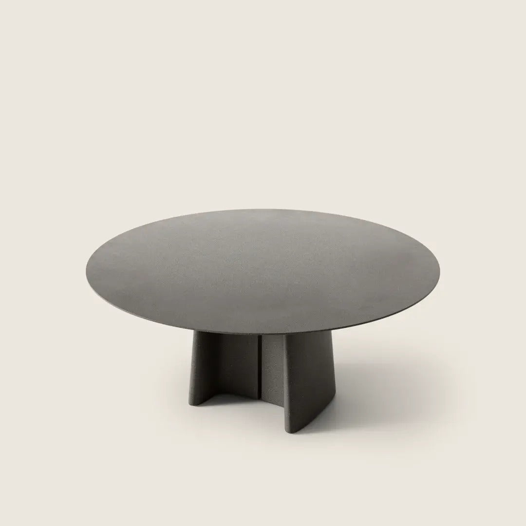 Tara outdoor table