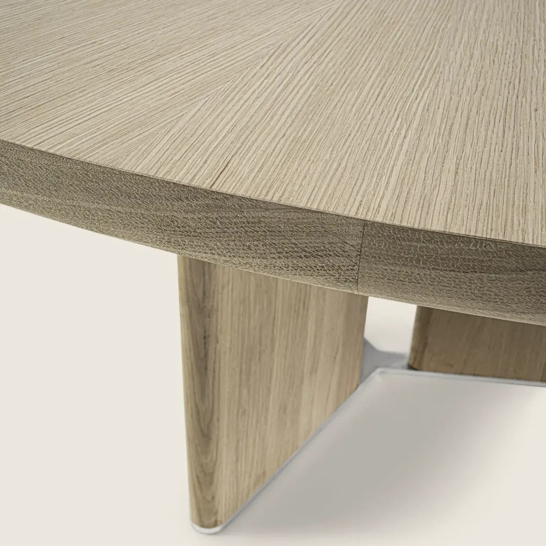 Marquis table