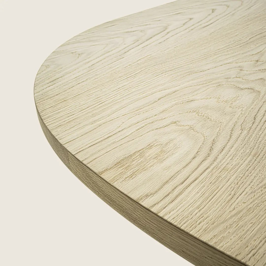 Marquis table