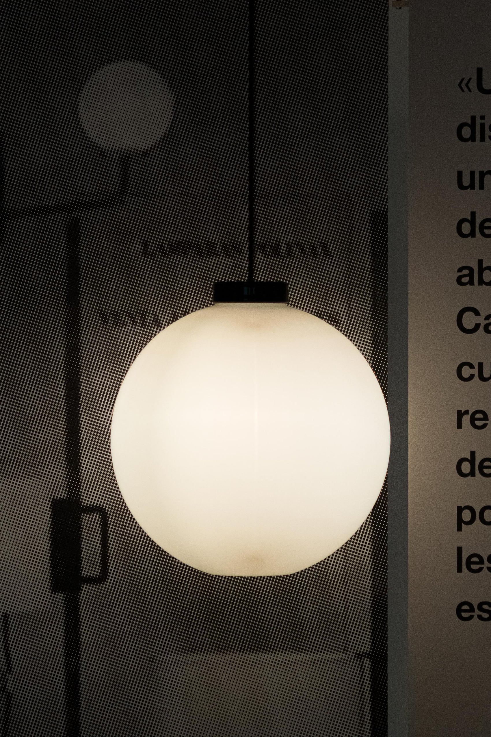 Globo lamp