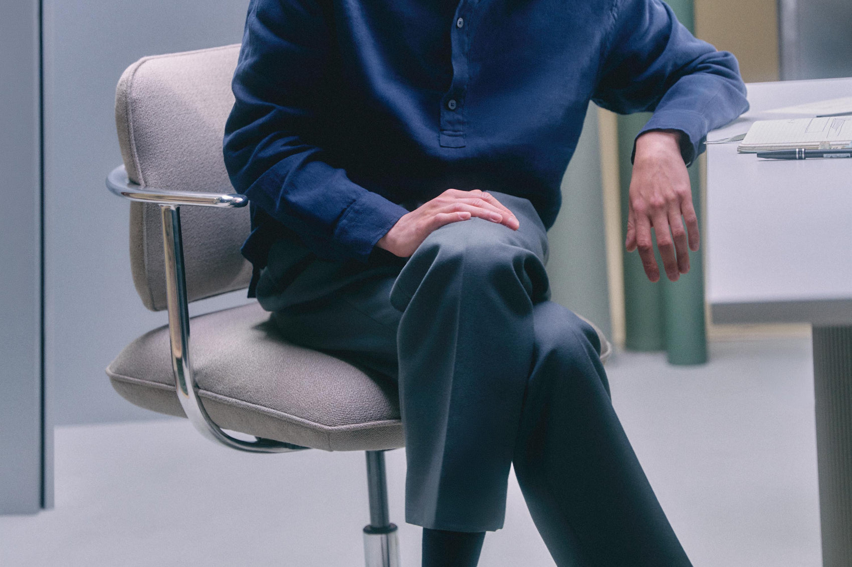 U-Type chair