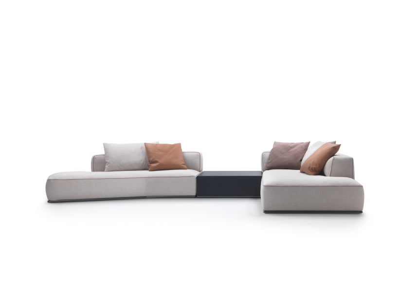 Perry coffee and side table