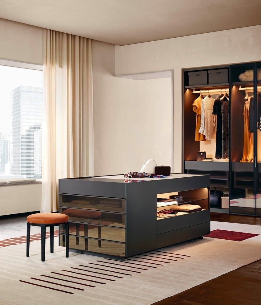 Set Up island chest of drawers by Poliform