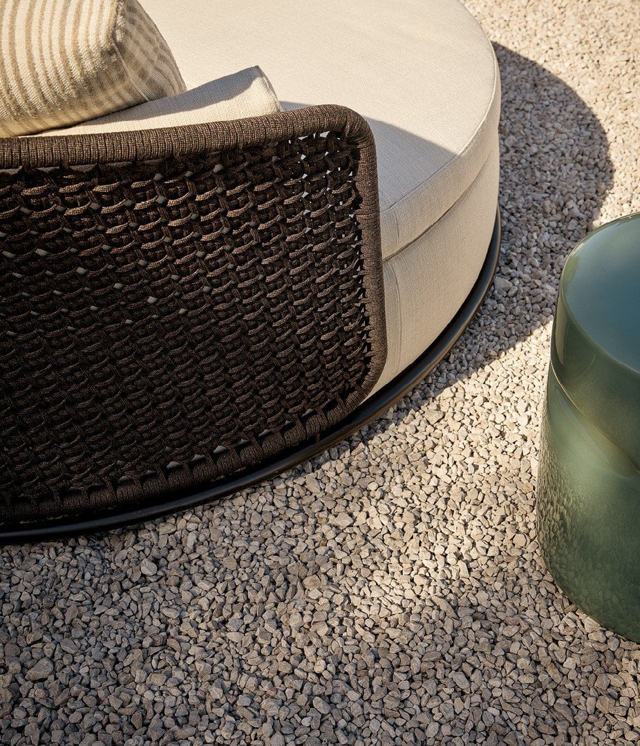 Soori Day lounge outdoor armchair