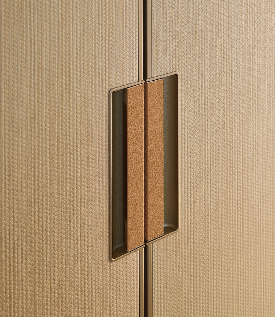 Senzafine walk-in wardrobe