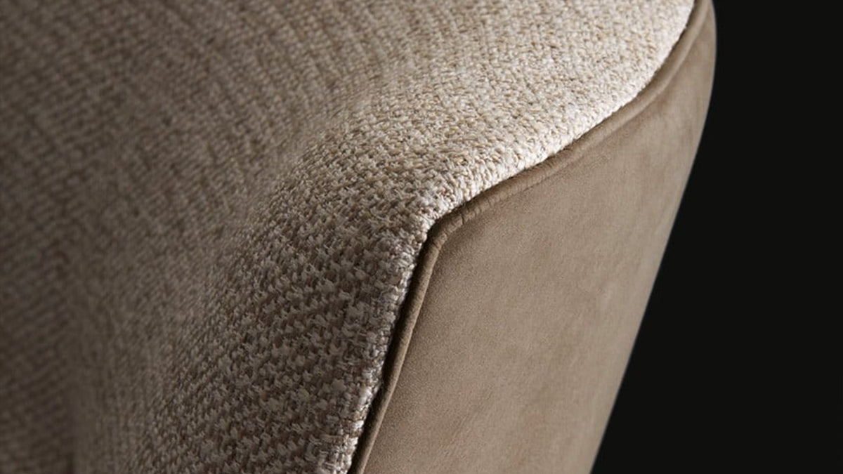 Gentleman Reserved armchair