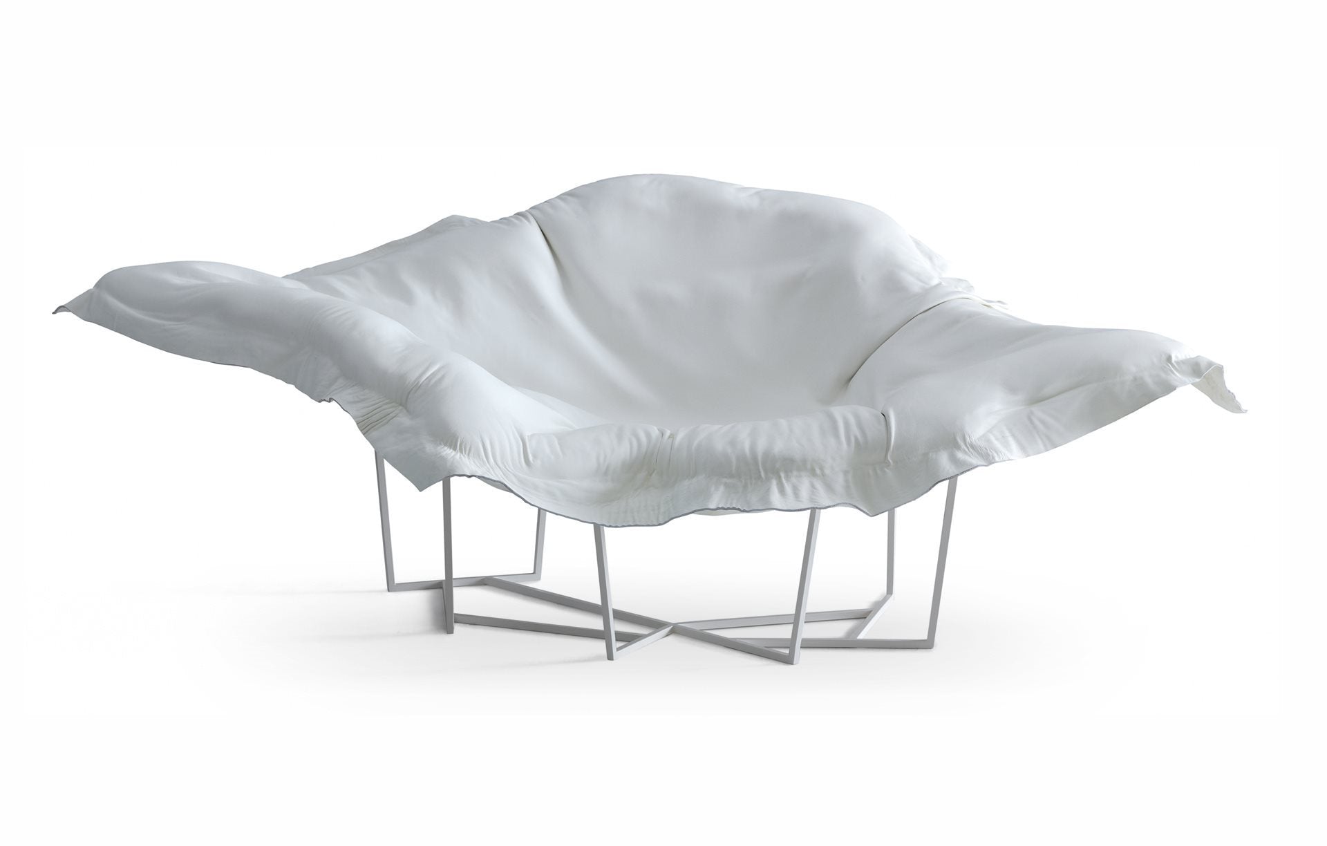 Wallace armchair – Studio Italia