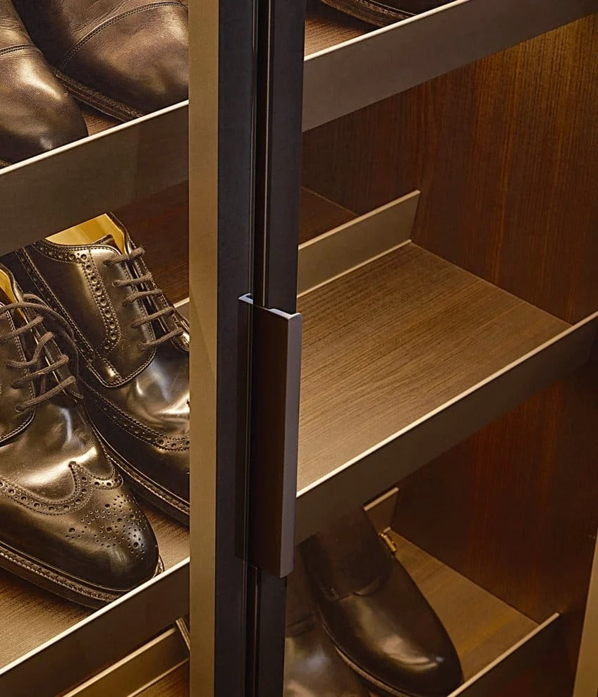 Senzafine wardrobe
