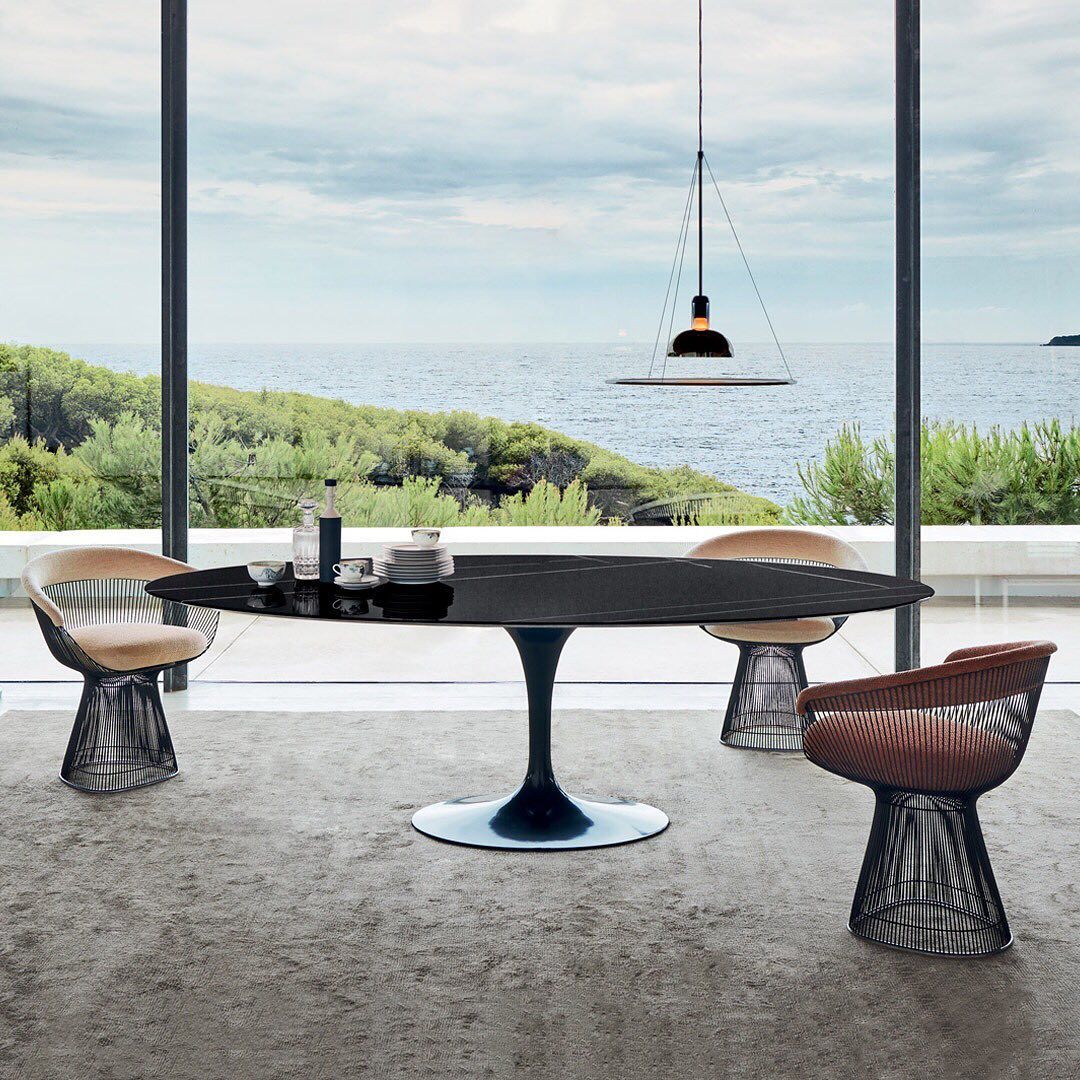 Saarinen dining table | Studio Italia